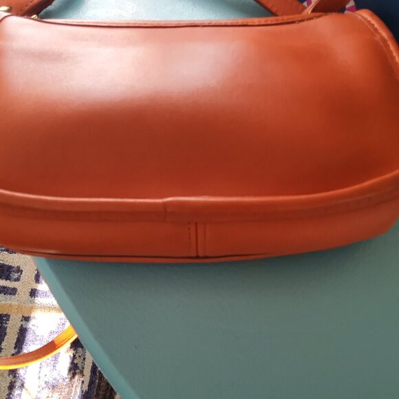 Vintage Coach Wendie Crossbody Handbag 9031 in Tangerine Rare Color + Hangtag - Picture 6 of 9